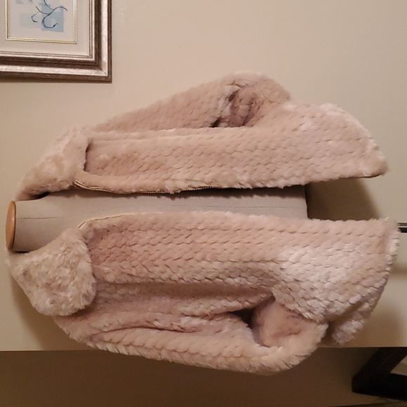 Adorable Reversible Fur, and Fabric Jacket - Picture 7 of 16